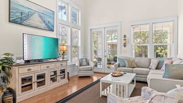 Smart TV, DVD player