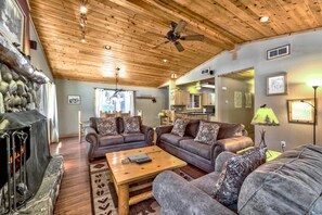 TV, fireplace, DVD player