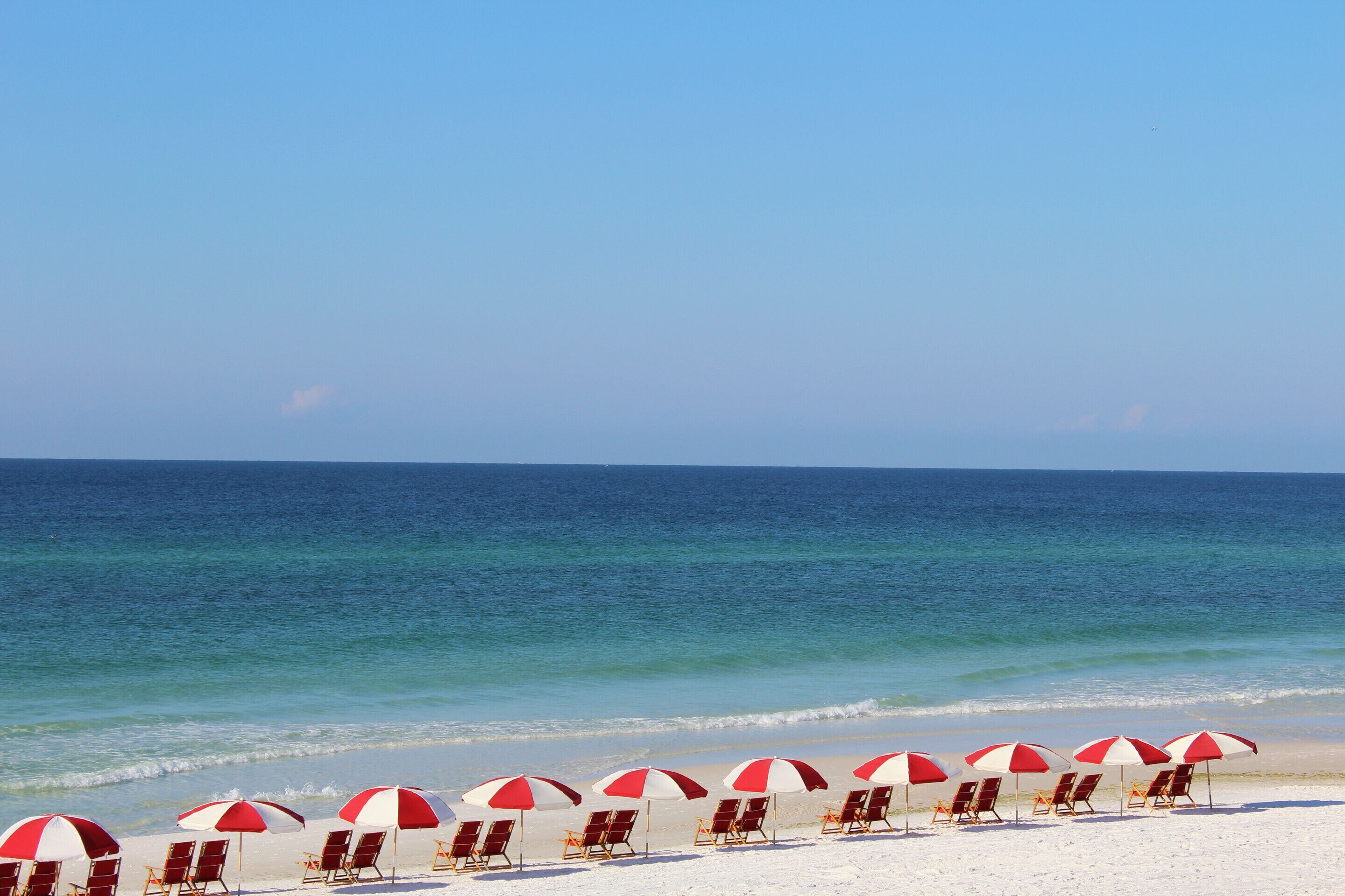 Blue Surf 2, Super townhouse, just across the street from the beach!