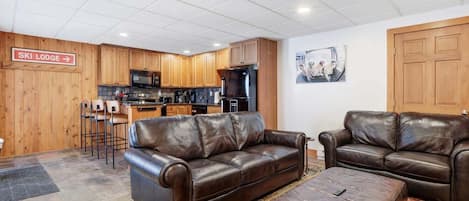 TV, DVD player