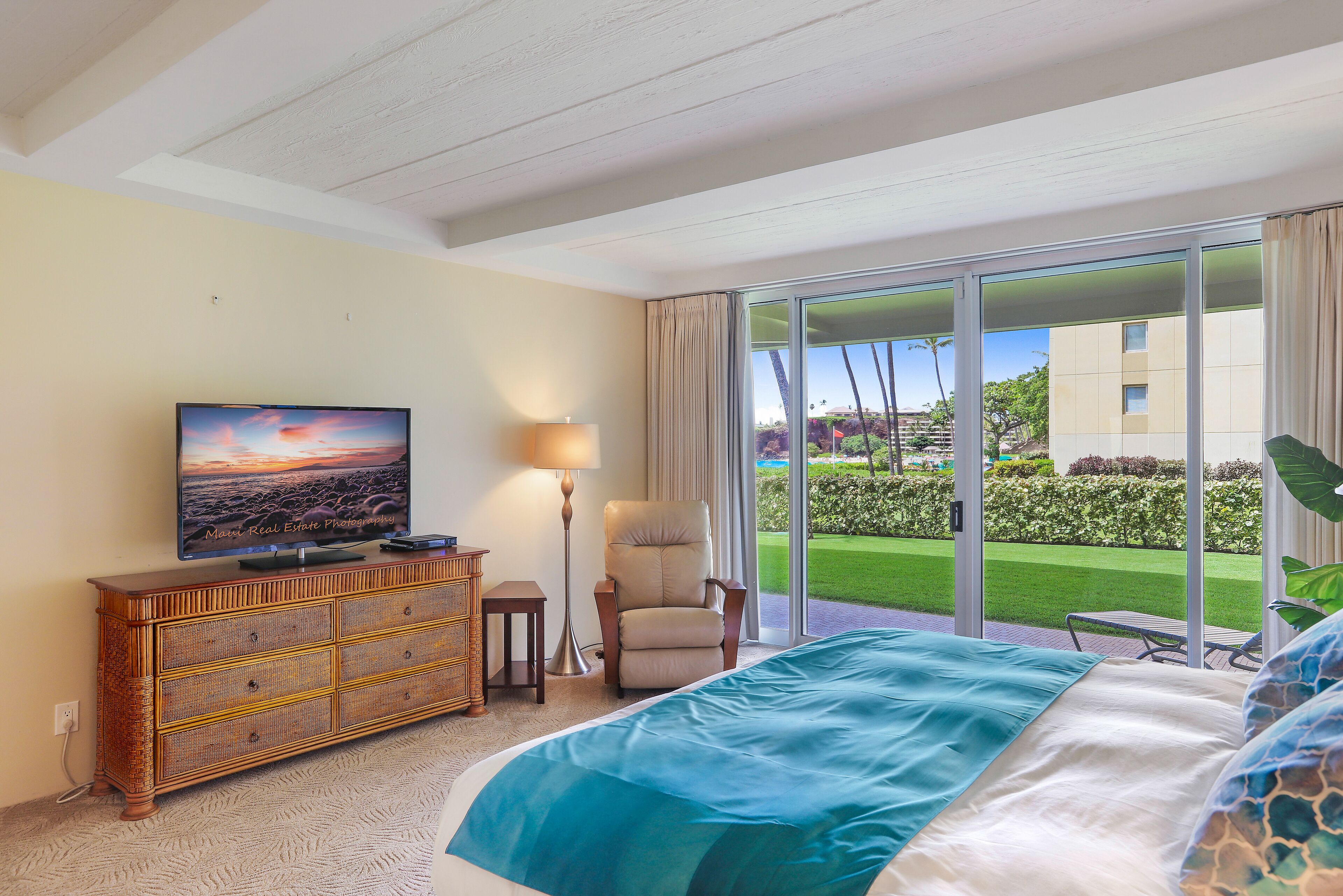 2 bedrooms, iron/ironing board, travel crib, free WiFi