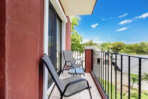 Property grounds - Balcones del Pacifico 21, pool, and Private rooftop access in the heart of town! (Tamarindo)