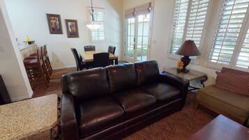 Smart TV, fireplace, DVD player, offices