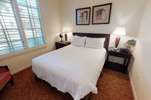 2 dormitorios, tabla de planchar con plancha, wifi gratis y ropa de cama