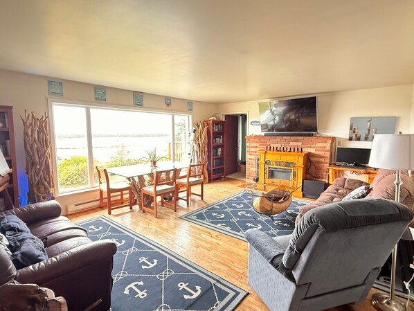 Smart TV, fireplace, video games, DVD player