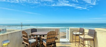 271 Wadsworth: 2  BR, 1.5  BA Townhouse in Pismo Beach, Sleeps 6