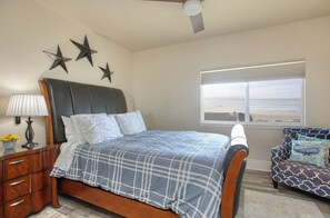 2 slaapkamers, een strijkplank/strijkijzer, gratis wifi, beddengoed