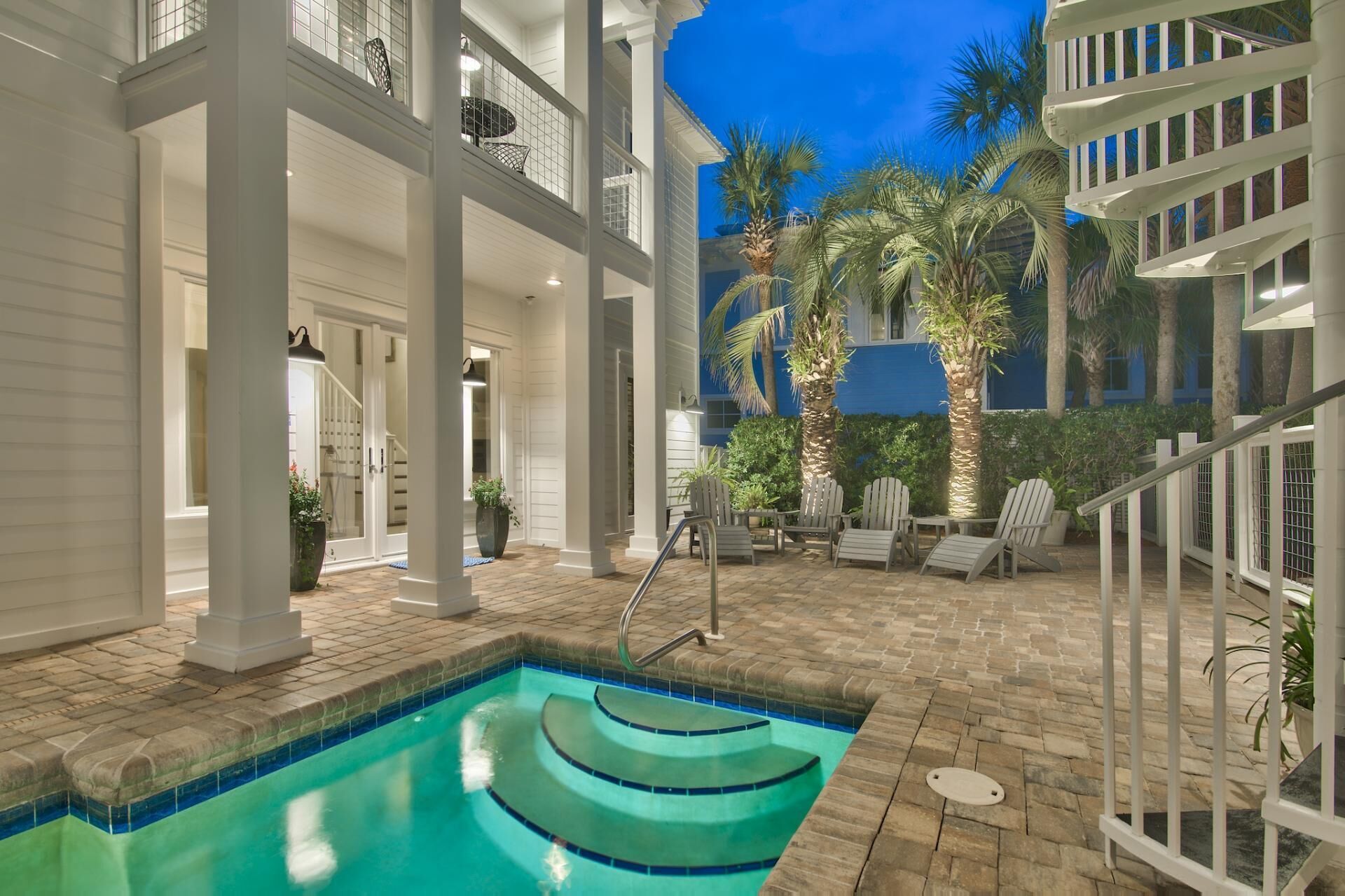 Fall Season Availability! "Endless View" Beachfront! Private Heated Pool & Carriage Ho