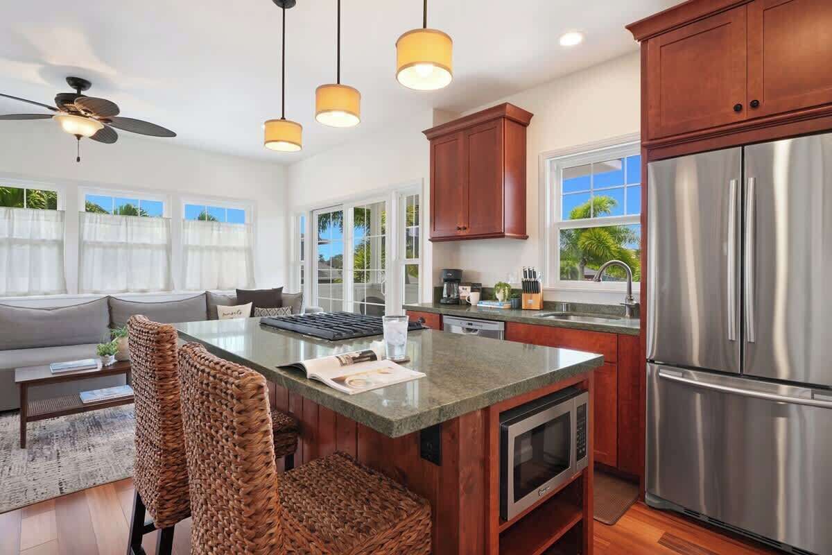 冰箱、微波炉、烤箱、炉灶