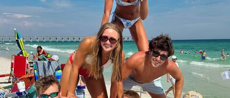 Accommodatie ligt op het strand, ligstoelen