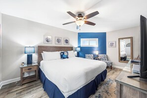 1 slaapkamer, een strijkplank/strijkijzer, gratis wifi, beddengoed