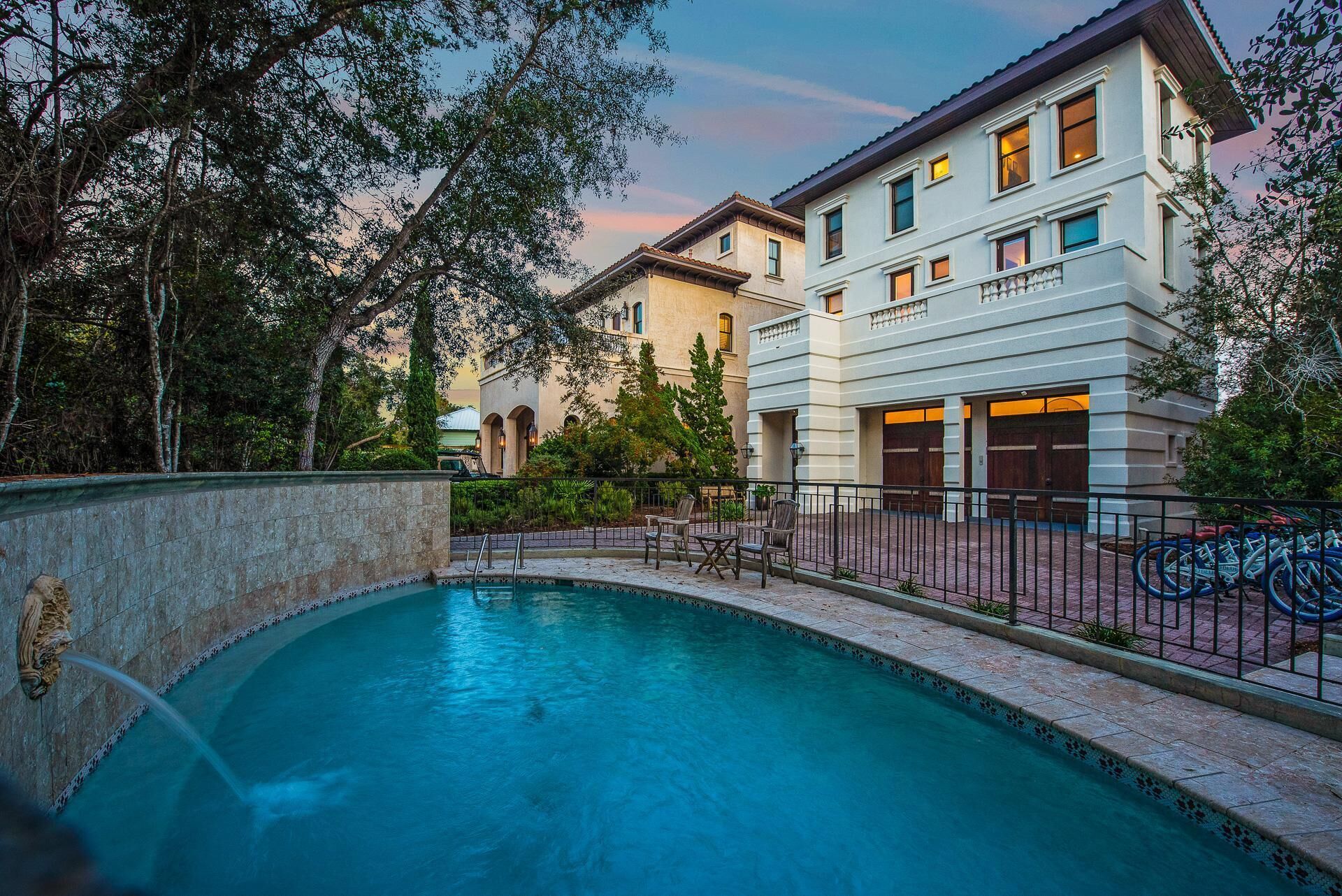Fall Availability! Newly Renovated home with Gulf Views! Private Heated Pool & Beach Access!