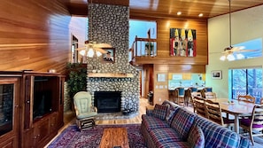 TV, fireplace, DVD player, books
