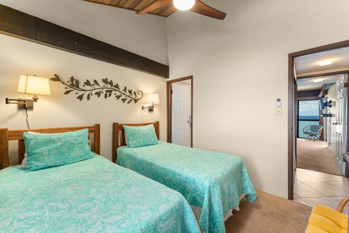 2 bedrooms, iron/ironing board, internet, bed sheets