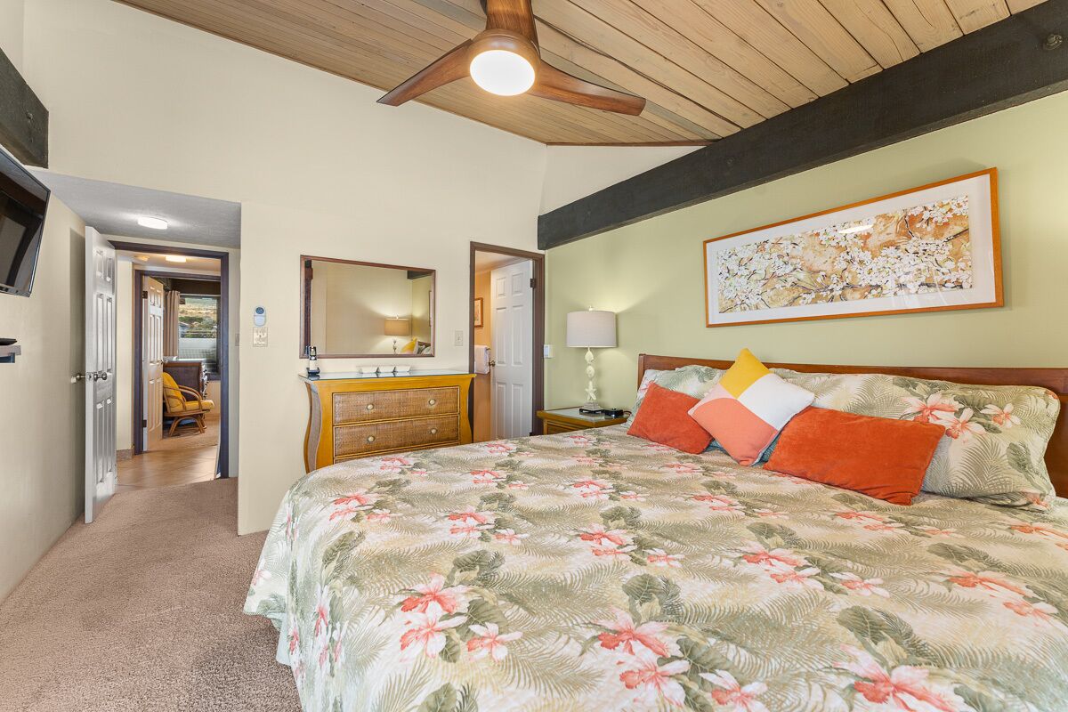 2 bedrooms, iron/ironing board, internet, bed sheets