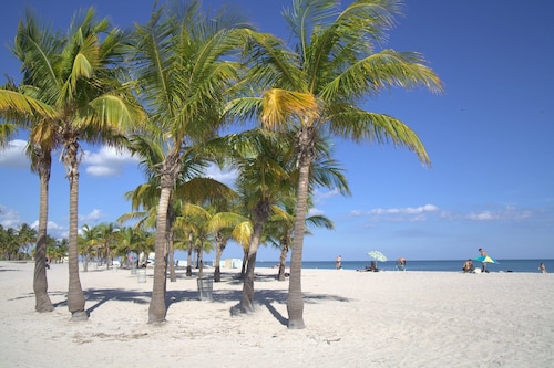Casa Serena in Key Biscayne