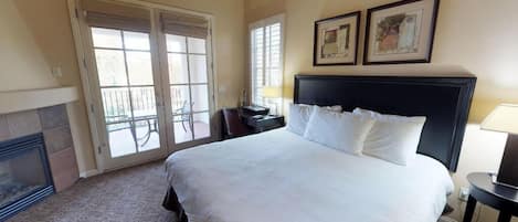 Desk, iron/ironing board, WiFi, bed sheets
