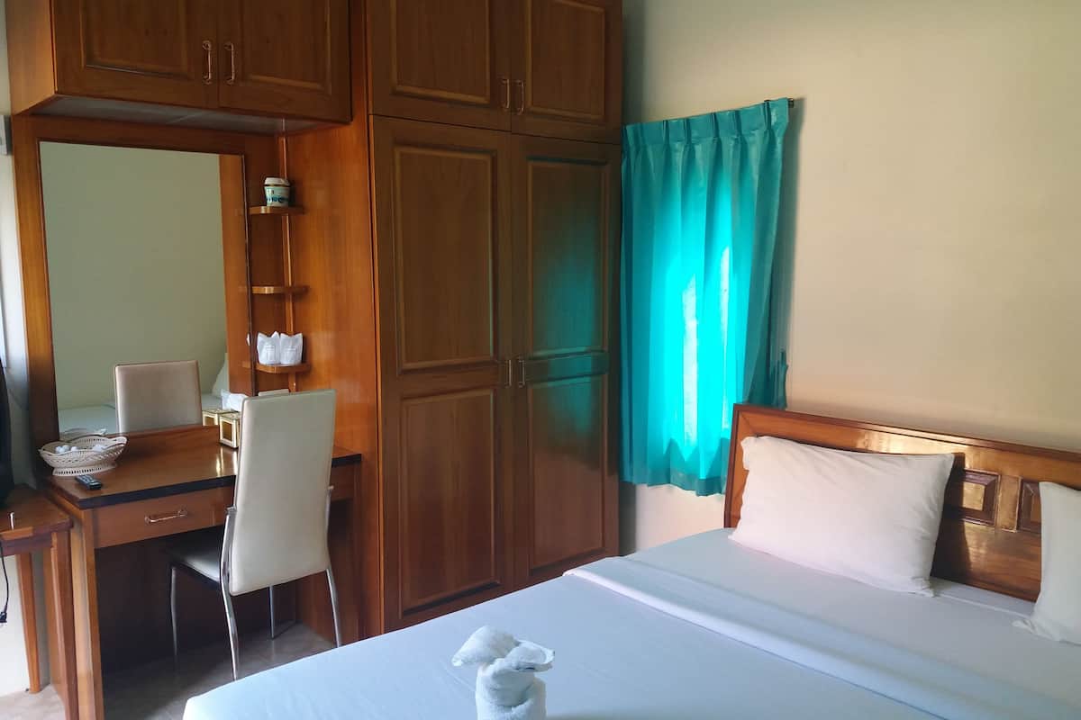 Standard Double Room with Mountain View | Room amenity