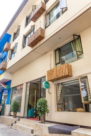 Exterior - Emeishan Hongzhao Hotel (Leshan)