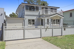 Front of property - Hamptons at The Bay (Deception Bay)
