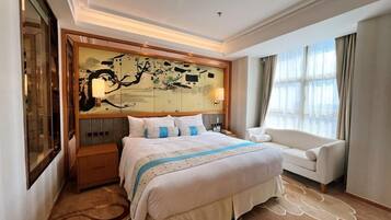 Minibar, in-room safe, desk, blackout curtains