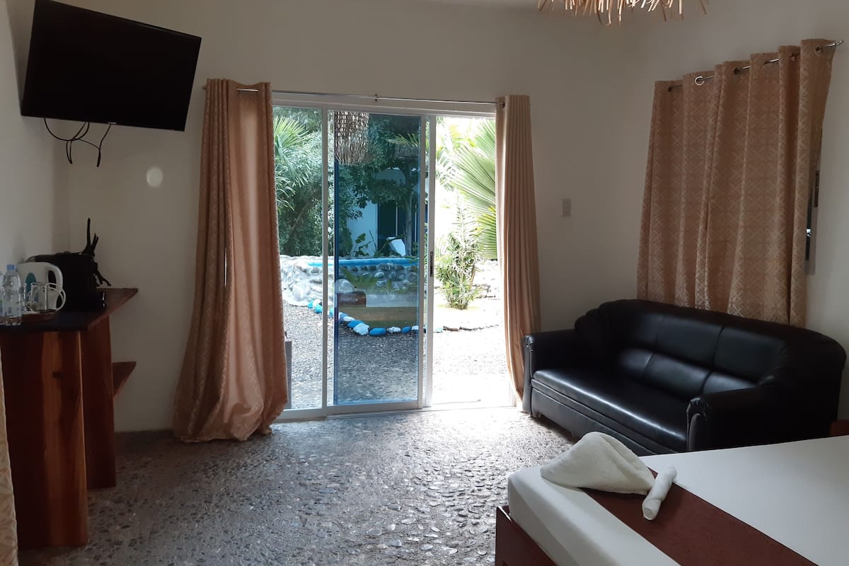 comfort bungalow, non smoking, garden view | 1 bedroom, in-room safe, desk, rollaway beds