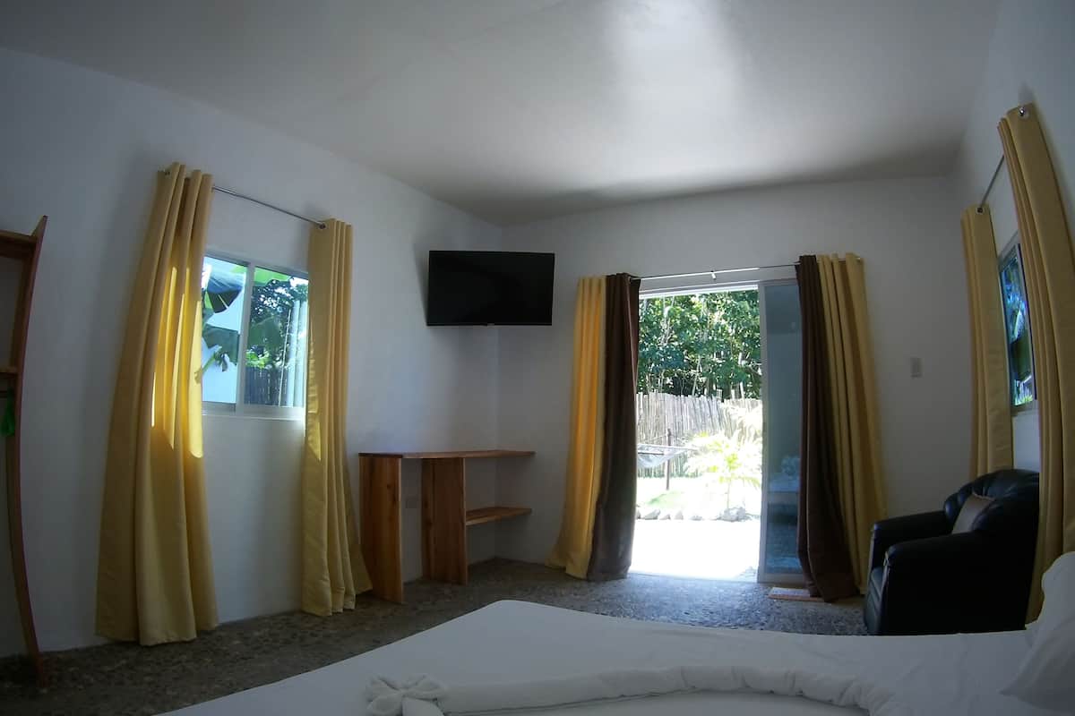 comfort bungalow, non smoking, garden view | 1 bedroom, in-room safe, desk, rollaway beds