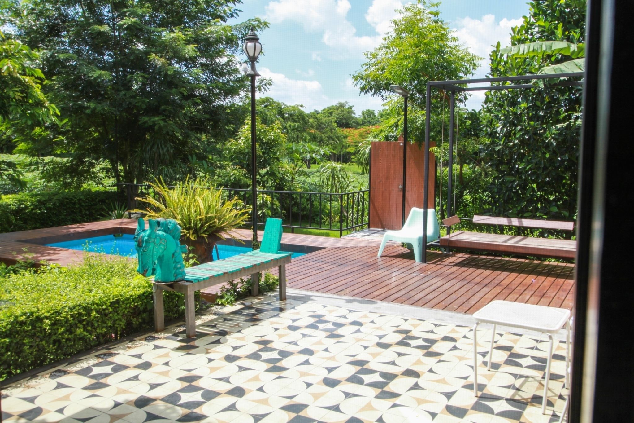 Modern Love Room | 遮光カーテン、ベッドシーツ