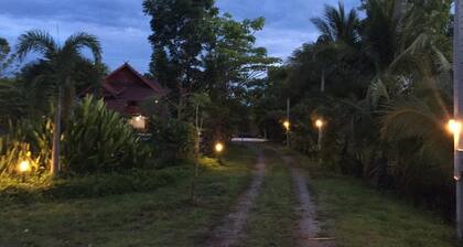 Baan Suan View Dee Homestay