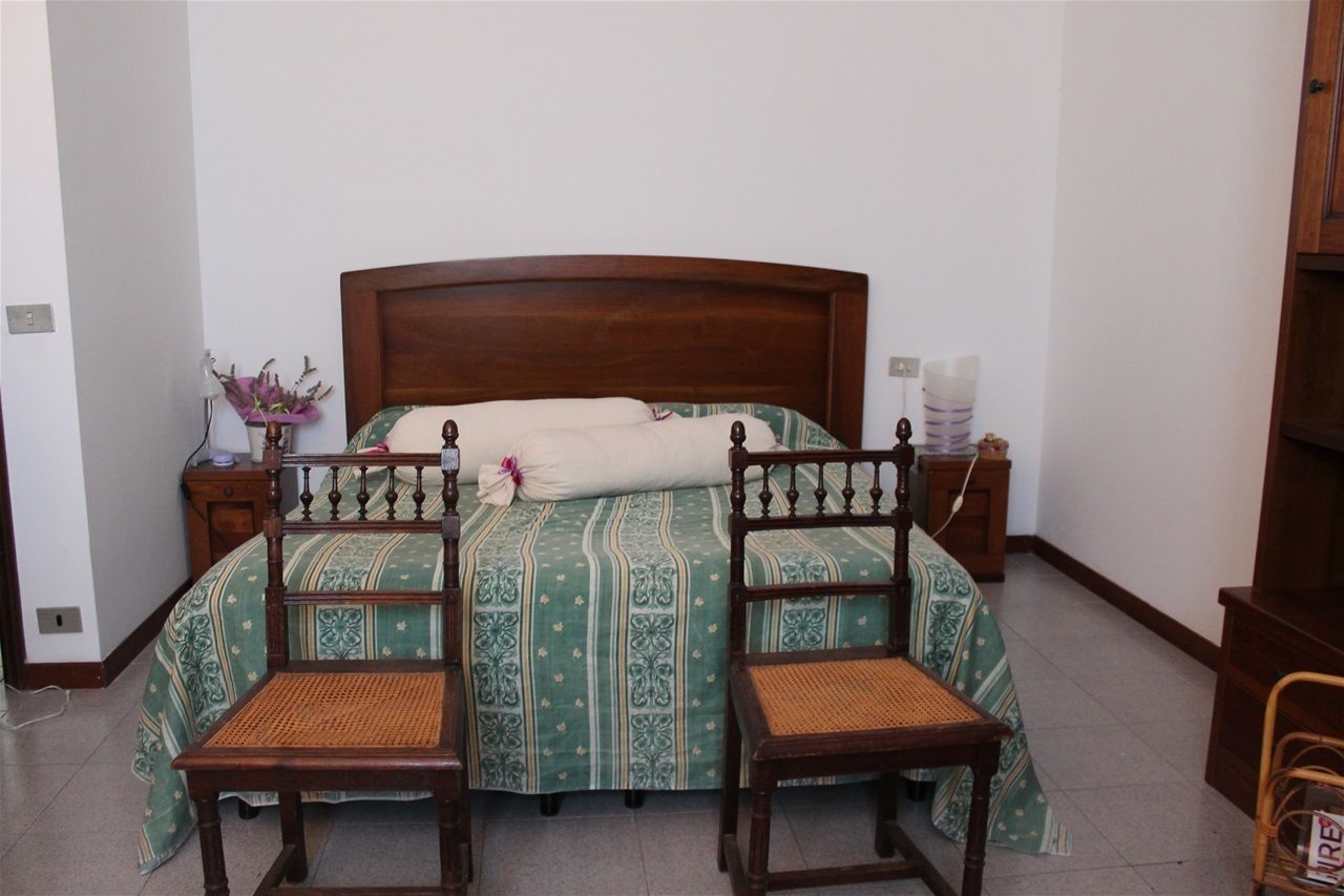 Classic Quadruple Room, Private Bathroom | Iron/ironing board, free cribs/infant beds, rollaway beds, free WiFi