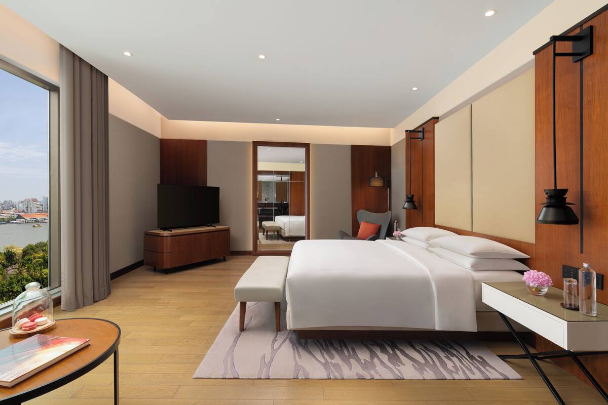 Executive-Suite