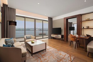 Suite (Grand Terrace Backwater View) | Living area | 55-inch LED TV with digital channels, Smart TV, ping pong - Grand Hyatt Kochi Bolgatty (Kanayannur)