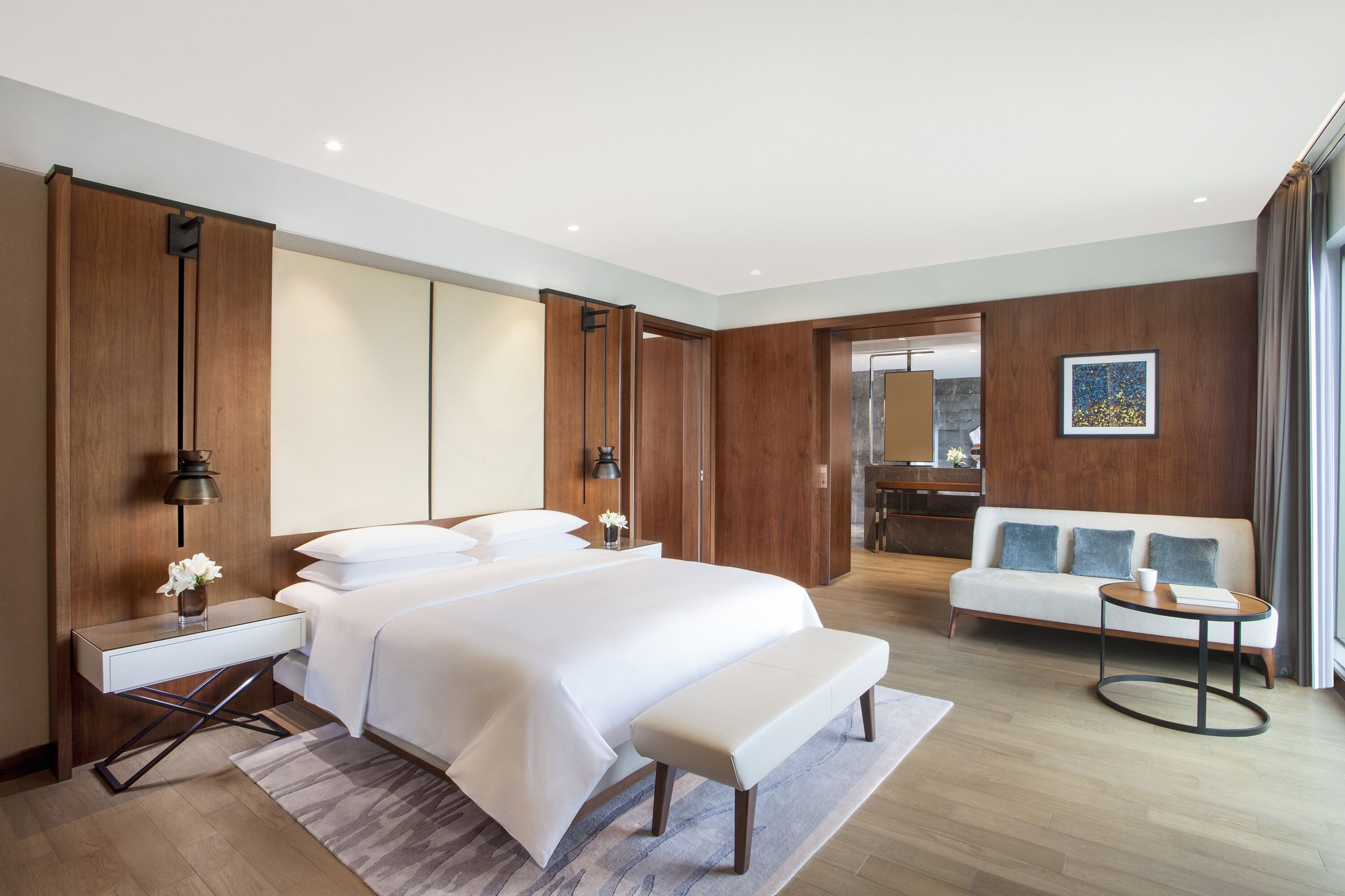 Suite Exécutive | Draps italiens Frette, literie de qualité supérieure, minibar