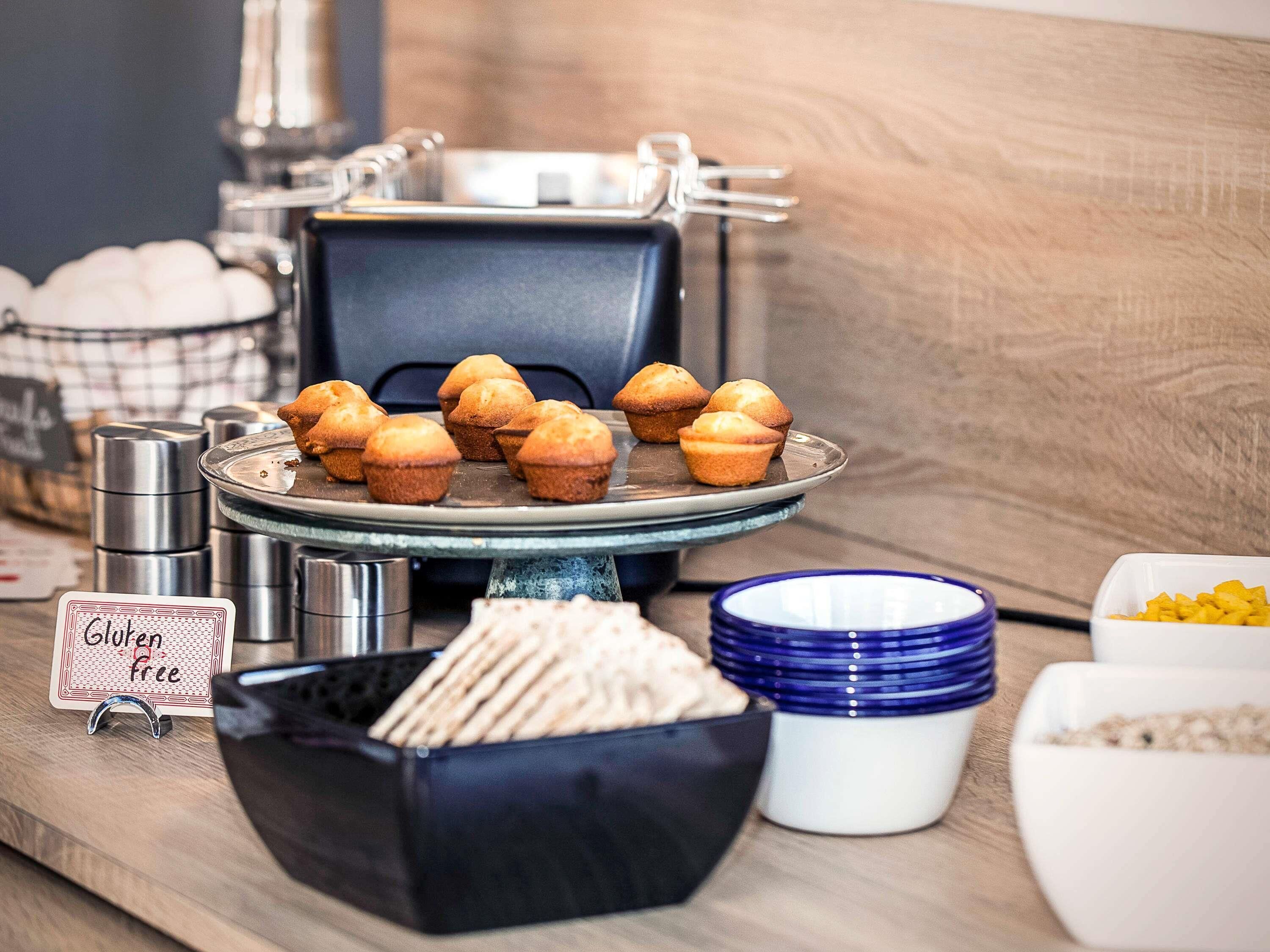 daily buffet breakfast (chf 22 per person)
