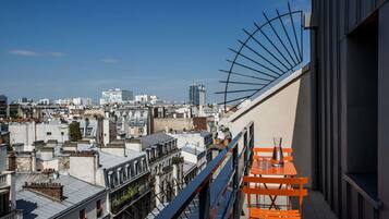 In-room safe, desk, soundproofing, iron/ironing board