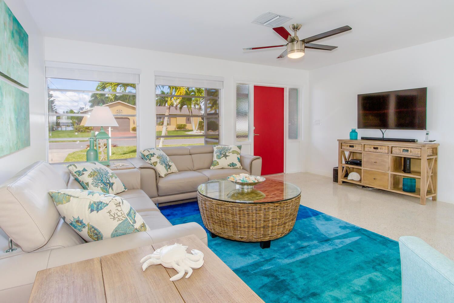 Awesome Location Walking Distance To Town, Waterfront, Pool With Heater - Estero, FL