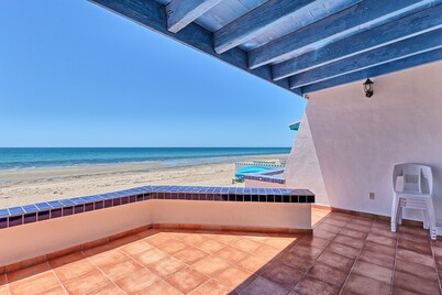 Mariposa - Maravilloso oceano frente de dos dormitorios, dos baños condominio