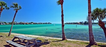 Studio Retreat Across the Street from Beautiful Siesta Key Beach