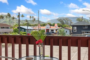 Property grounds - Village Manor D22, Coconut Grove Views, Walk to Kapaa Town & Beaches (Kapaa)