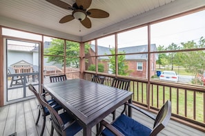 Outdoor dining - Classically Current Home on Park, Near Beach (Cape Charles)