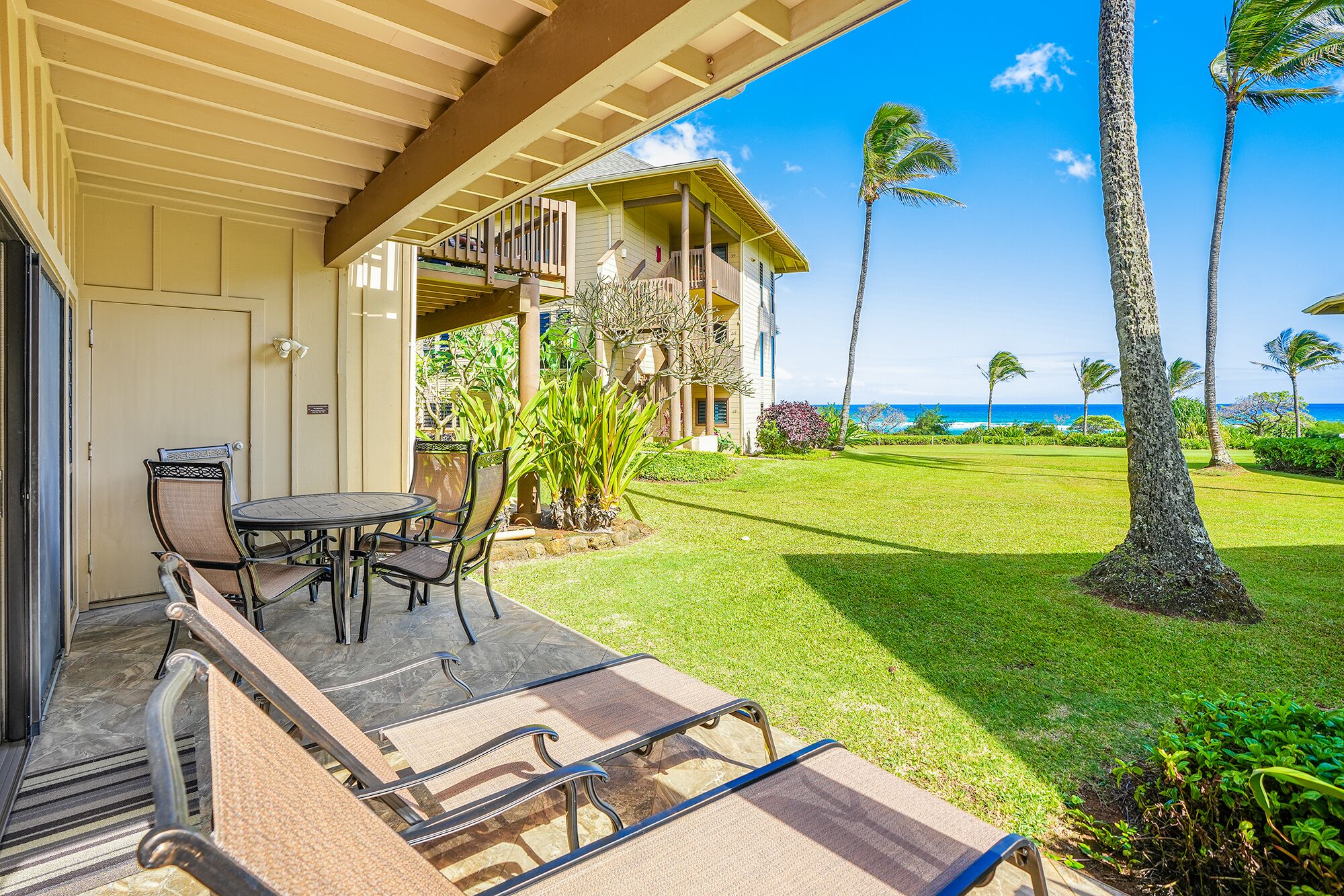 Kaha Lani Resort #114, Ocean View, Steps to Beach, Sunrise, Pool/Wi-fi