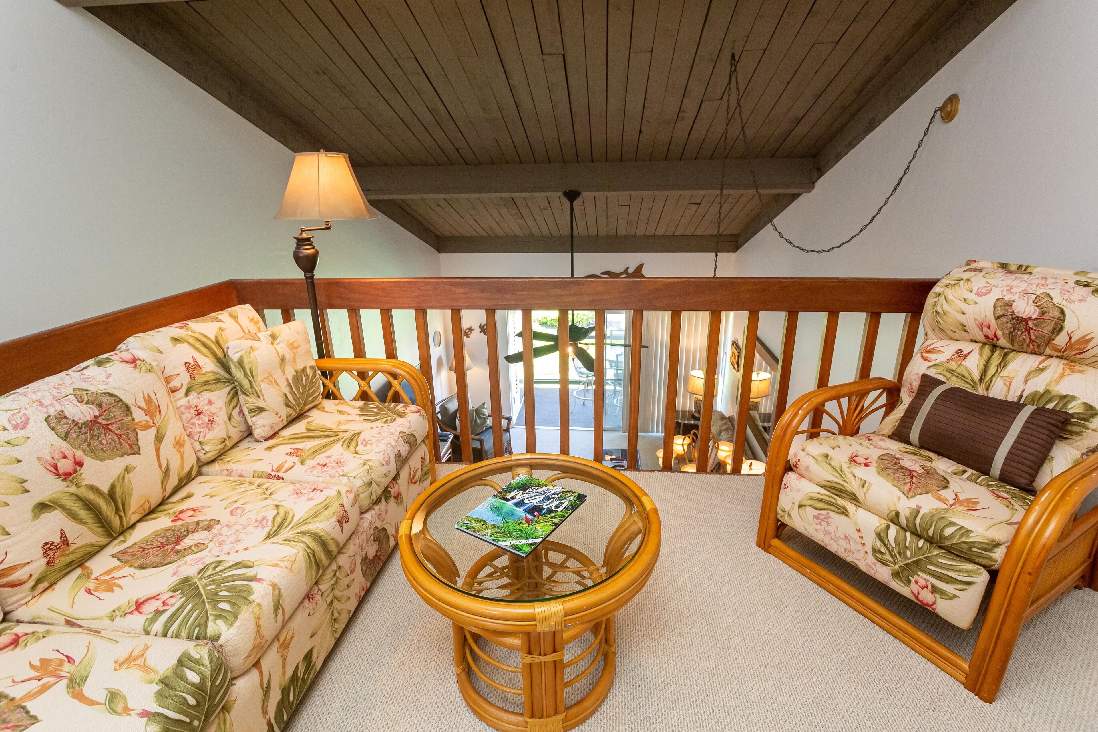 Smart TV, computer monitors