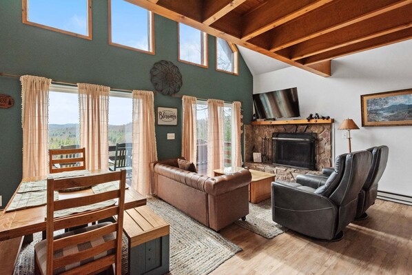 TV, fireplace, DVD player