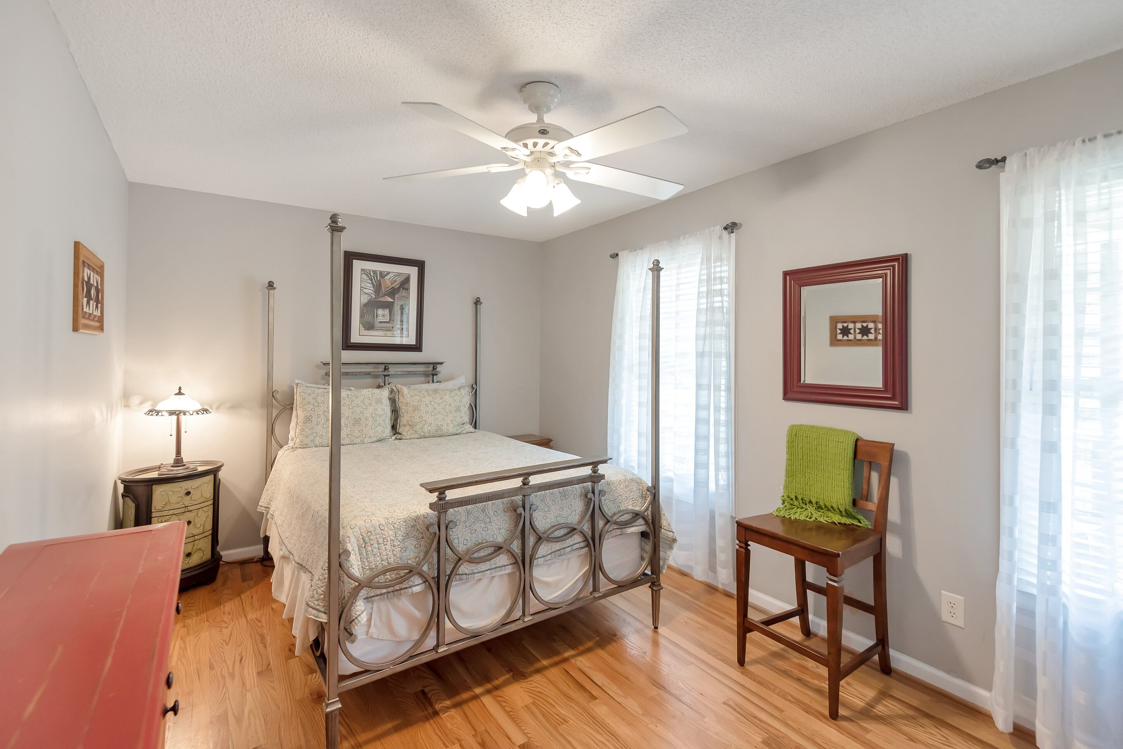 3 bedrooms, WiFi, bed sheets