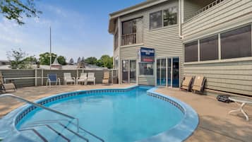 Indendørs pool, opvarmet pool