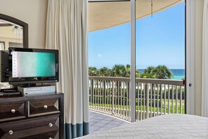 3 soverom, strykejern/-brett, wi-fi (inkludert) og sengetøy