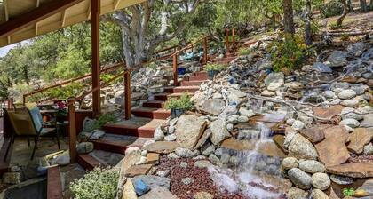 Luxury Pinnacle Home -View, Spa ,Ping-Pong for 16