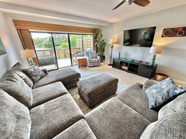 Smart TV, DVD player