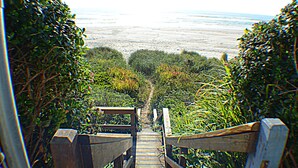 Beach - Our Beach House - Oceanfront in Waldport (Waldport)
