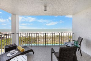 Outdoor dining - Unique Beachfront Condo | Panoramic Beach View (Marco Island)